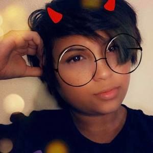 Meet your Posher, Jasmin